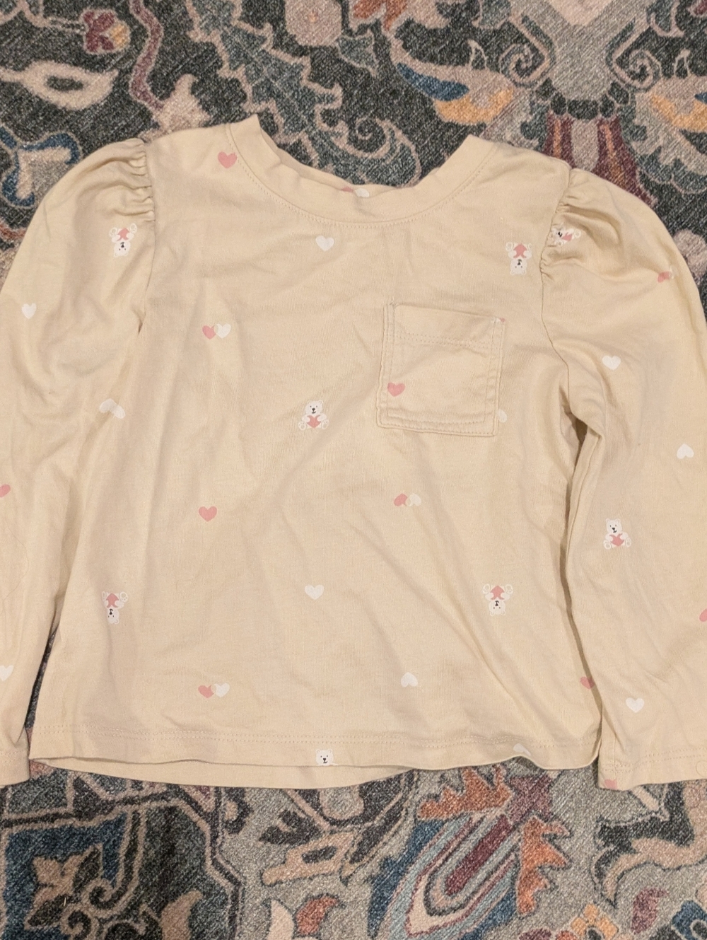 GAP Cream Long-Sleeve Heart & Bear Pocket Tee